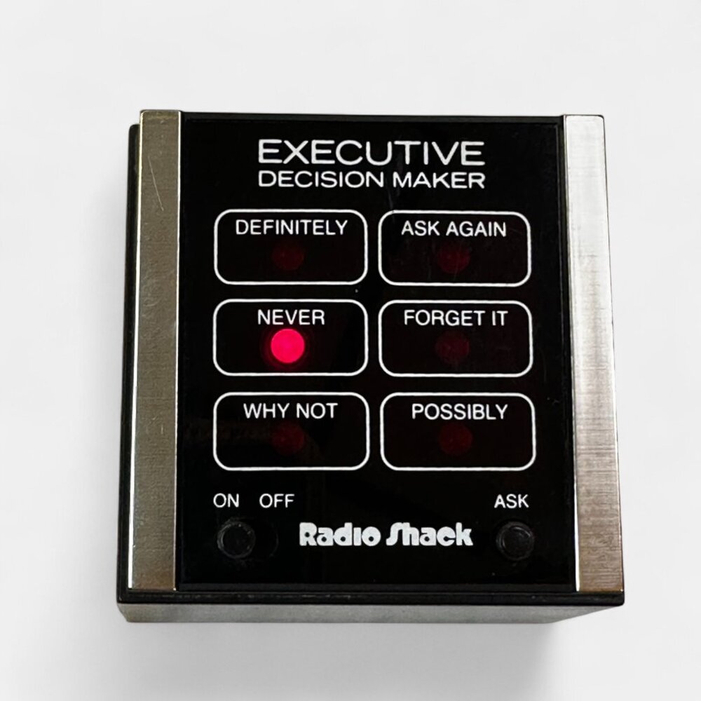 Retro Radio Shack Executive Decision Maker LED Desktop Toy Woodgrain Finish Mode